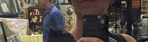 mirror selfie